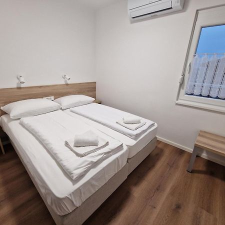 Pocitniski Dom Portoroz / Portoroz Holiday Home エクステリア 写真