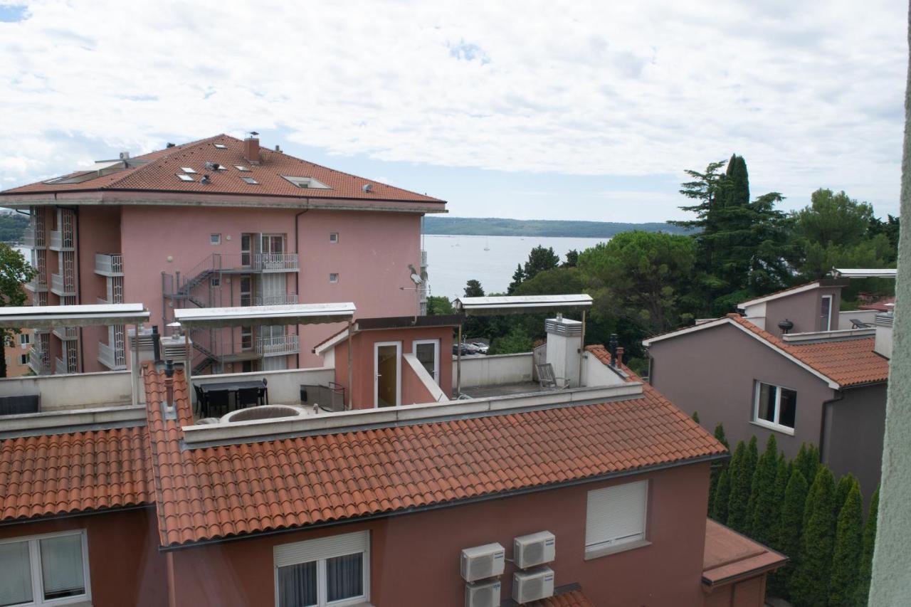 Pocitniski Dom Portoroz / Portoroz Holiday Home エクステリア 写真