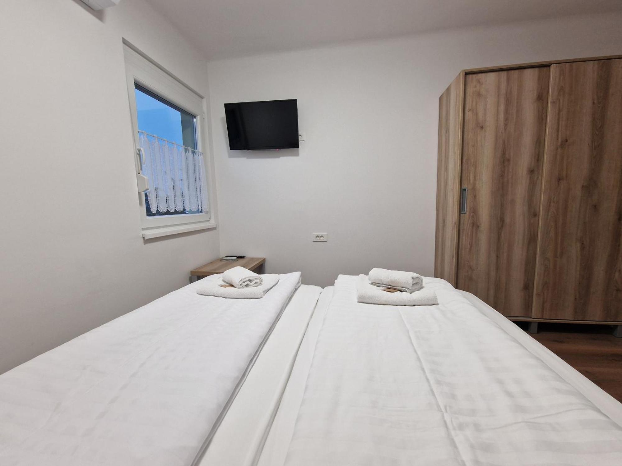Pocitniski Dom Portoroz / Portoroz Holiday Home エクステリア 写真